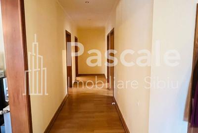 Casă cu 4 camere cu Teren 1468 Mp în Central - 15