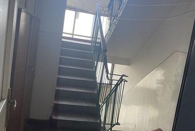 Garsonieră decomandată în Micro 13 - 11