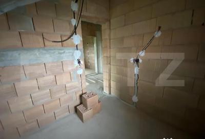 Casă cu 4 camere cu Teren 700 Mp în Aghireș - 7