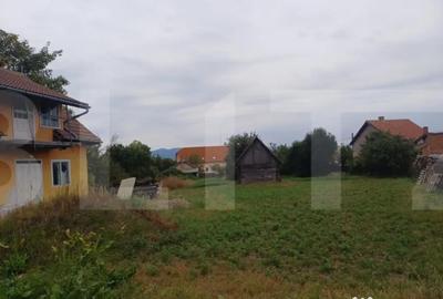 Casă cu 3 camere cu Teren 1856 Mp în Central - 5