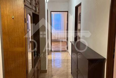 Apartament cu 3 camere decomandat în Central - 1