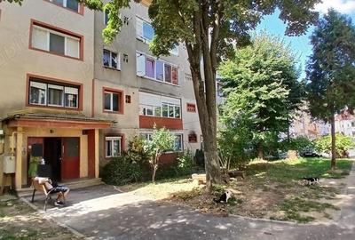 Comision 0 - Apartament 2 camere etaj intermediar - 1