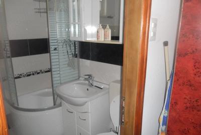 Apartament cu 2 camere decomandat în Central - 2