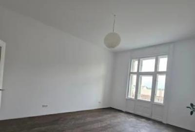Vand apartament ultracentral deosebit cu panorama - 5