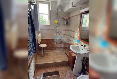 Casă cu 4 camere cu Canalizare în Andrei Mureșanu - 9