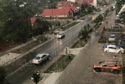 Apartament cu 3 camere decomandat, mobilat în Tomești - 9