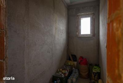 Casă cu 3 camere în Tărian - 6