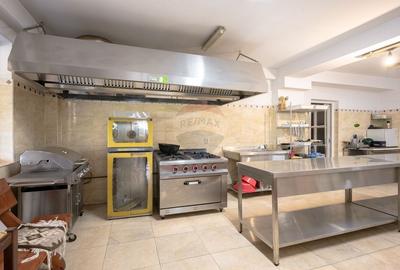 Hotel/Pensiune, de 636 mp, în Moroeni - 11