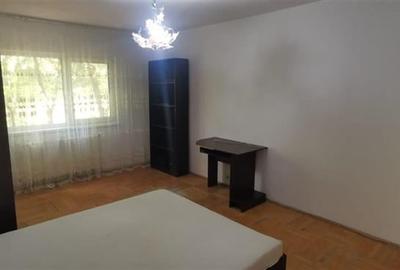 Apartament cu 3 camere decomandat în Nicolina - 6
