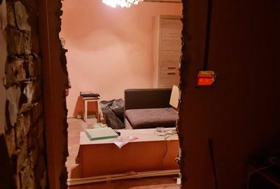 Apartament cu 3 camere semidecomandat în Central - 1