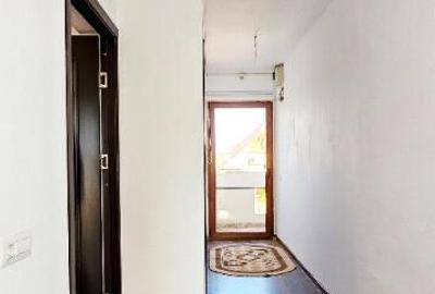 Casă cu 5 camere cu Teren 550 Mp în Dumbrava - 1