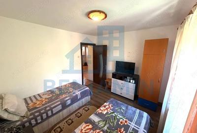 Apartament cu 3 camere decomandat în Craiovița Nouă - 5