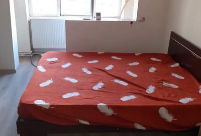 Garsonieră decomandată în Central - 1