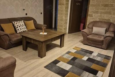 Apartament cu trei camere de inchiriat, zona lini?tita - 10