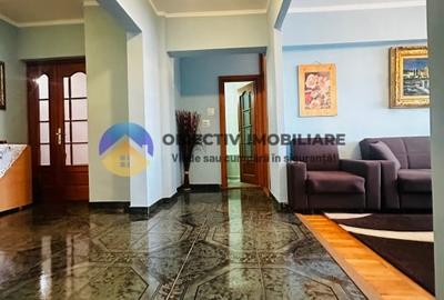 Apartament cu 4 camere decomandat în 1 Mai