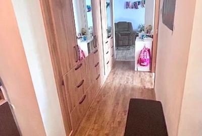 Apartament cu 3 camere semidecomandat în Pantelimon - 2