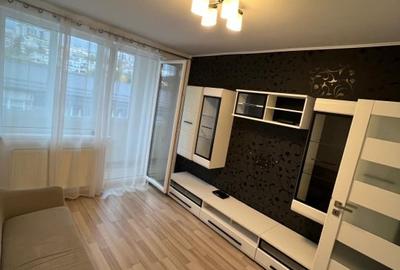 Apartament cu 3 camere semidecomandat, mobilat în Florești - 1