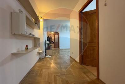 Apartament cu 3 camere decomandat, mobilat în Gorjului - 14