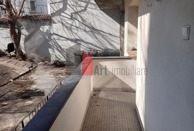 Apartament cu 3 camere semidecomandat în Universitate - 7