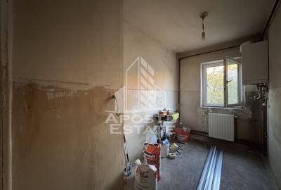 Apartament cu 1 camera | 33mp | Centrala | Et. 3/4 | Zona Blascovici - 5