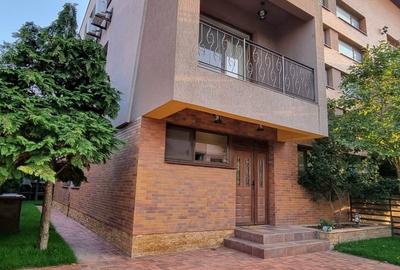 Casa Presei -Petrom City /Vila de inchiriat  /4 dormitoare/mobilata - 4