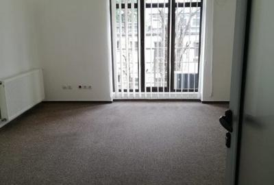 Birou, de 7,000 mp, în Unirii - 10