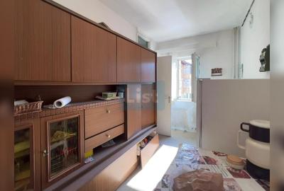 Apartament cu 3 camere decomandat în Luncă - 2