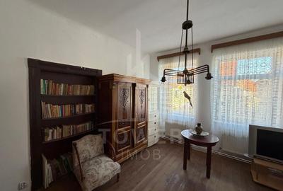 Casă individuală cu 4 camere cu Canalizare în Central - 22