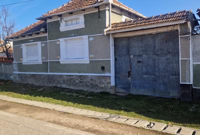 Casă cu 4 camere în Husasău de Tinca - 4