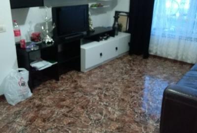 Casă cu 4 camere în Valu lui Traian