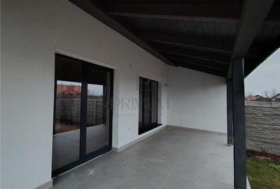 Duplex cu 3 camere cu Canalizare în Moșnița Nouă - 11