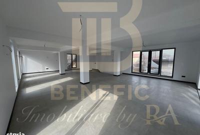 Spațiu comercial, de 220 mp, în Central - 5
