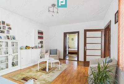 Casa cu 4 camere, curte ?i atelier mecanic - Sebe? - 1