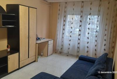 Apartament cu 2 camere semidecomandat în Militari