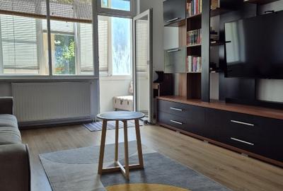 Apartament decomandat cu 2 camere și balcon în bloc reabilitat Tractorul Apartament decomandat cu 2 camere și balcon în bloc reabilitat Tractorul - 1