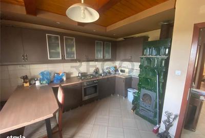 Casă cu 1 camere cu Teren 3035 Mp în Central - 2