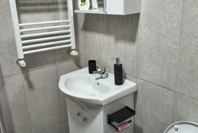 Garsonieră decomandată în Roșu - 8