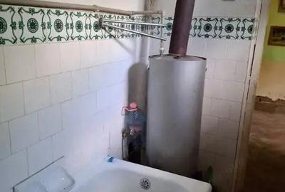 Casa mare 4 camere cu gaz Strada V.Lucaciu colt cu I.L. Caragiale in Nadlac - 5