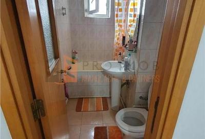 Apartament 3 camere decomandat zona Micro 3 - 9