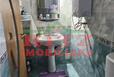 Casă cu 4 camere cu Teren 2300 Mp în Central - 4