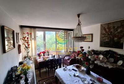 Apartament cu 4 camere decomandat în Brâncoveanu
