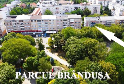 Apartament cu 3 camere semidecomandat, mobilat în Micro 16 - 1