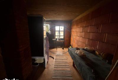 Casă cu 5 camere cu Teren 7000 Mp în Josenii Bârgăului - 7