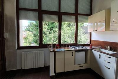 Apartament cu 2 camere semidecomandat în Central - 6