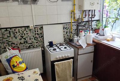 Casă cu Teren 2500 Mp în Central - 1