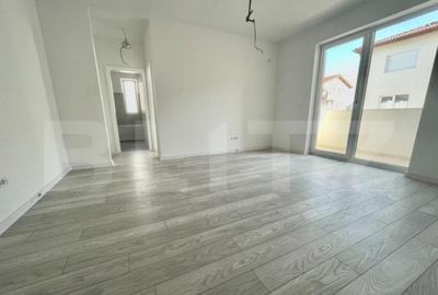 SUPER PRET!Apartament cu 3 camere + balcon, 1 loc de parcare - 1