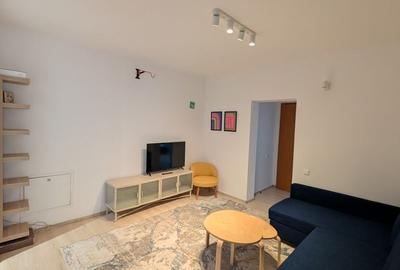 Apartament cu 3 camere semidecomandat în Calea Dumbrăvii - 2