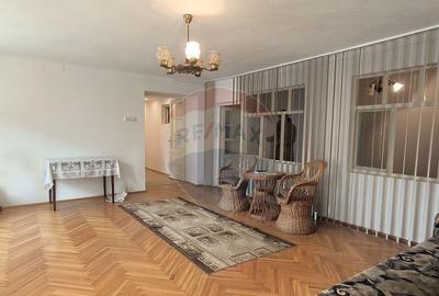Apartament spa?ios intr-o cladire istorica, zona cent... - 2