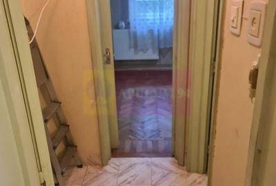 Apartament cu 2 camere de vanzare in Campina - Zona Piata Centrala - 6