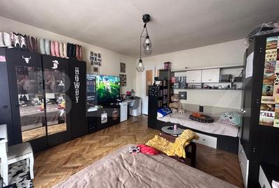 Apartament cu 3 camere decomandat, mobilat în Schei - 4